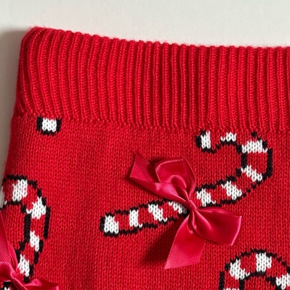 Christmas Red Knit Candy Cane Mini Skirt M Red Knit Red Bows Size Medium NWT - Picture 8 of 15